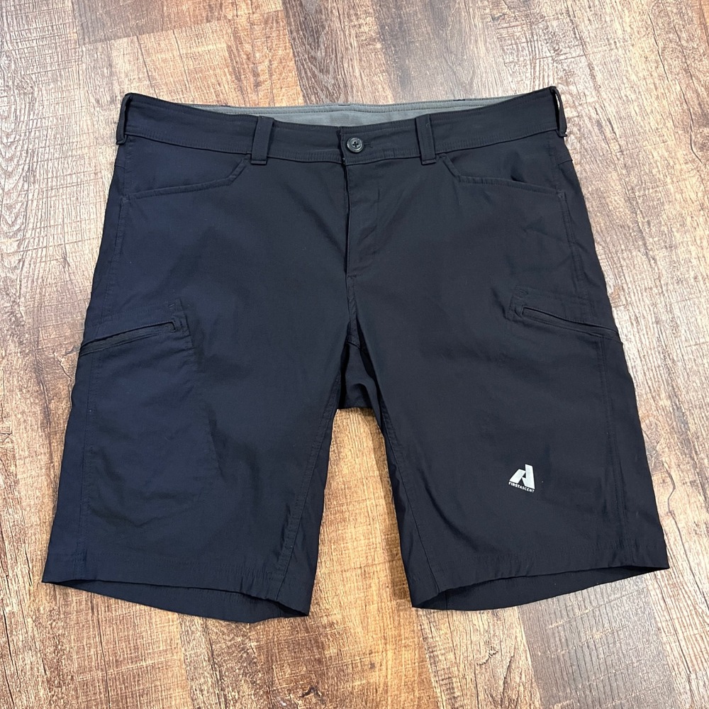 Eddie Bauer First Ascent Mens 40 Guide Pro Shorts Black Hiking Cargo 12" Inseam